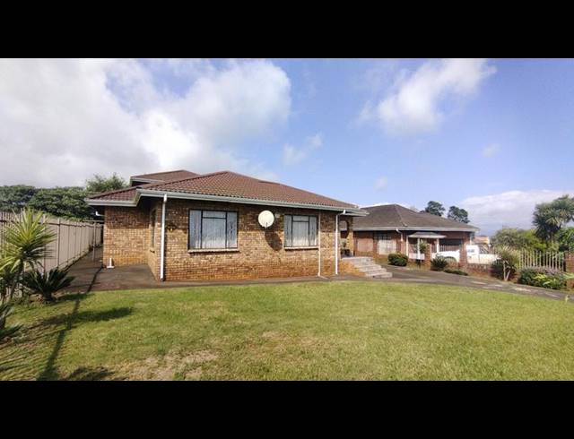 3 BEDROOM HOUSE FOR SALE IN HOWICK WEST